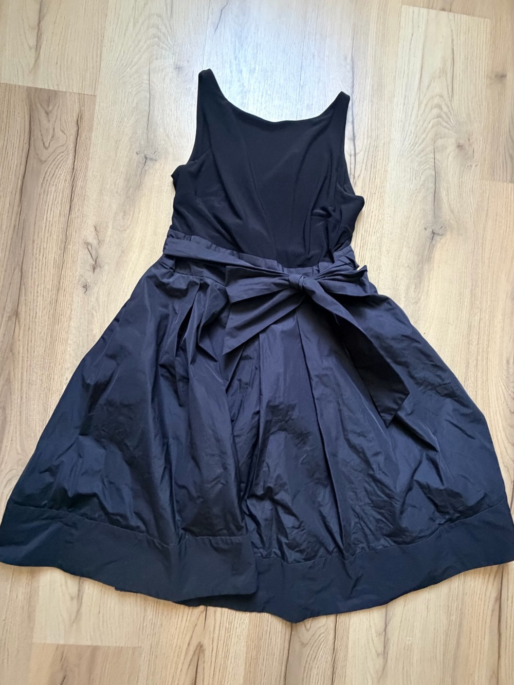 LRL RALPH LAUREN Black
Sleeveless Dress Tafetta Full
Skirt, Bow, Pockets Size 10